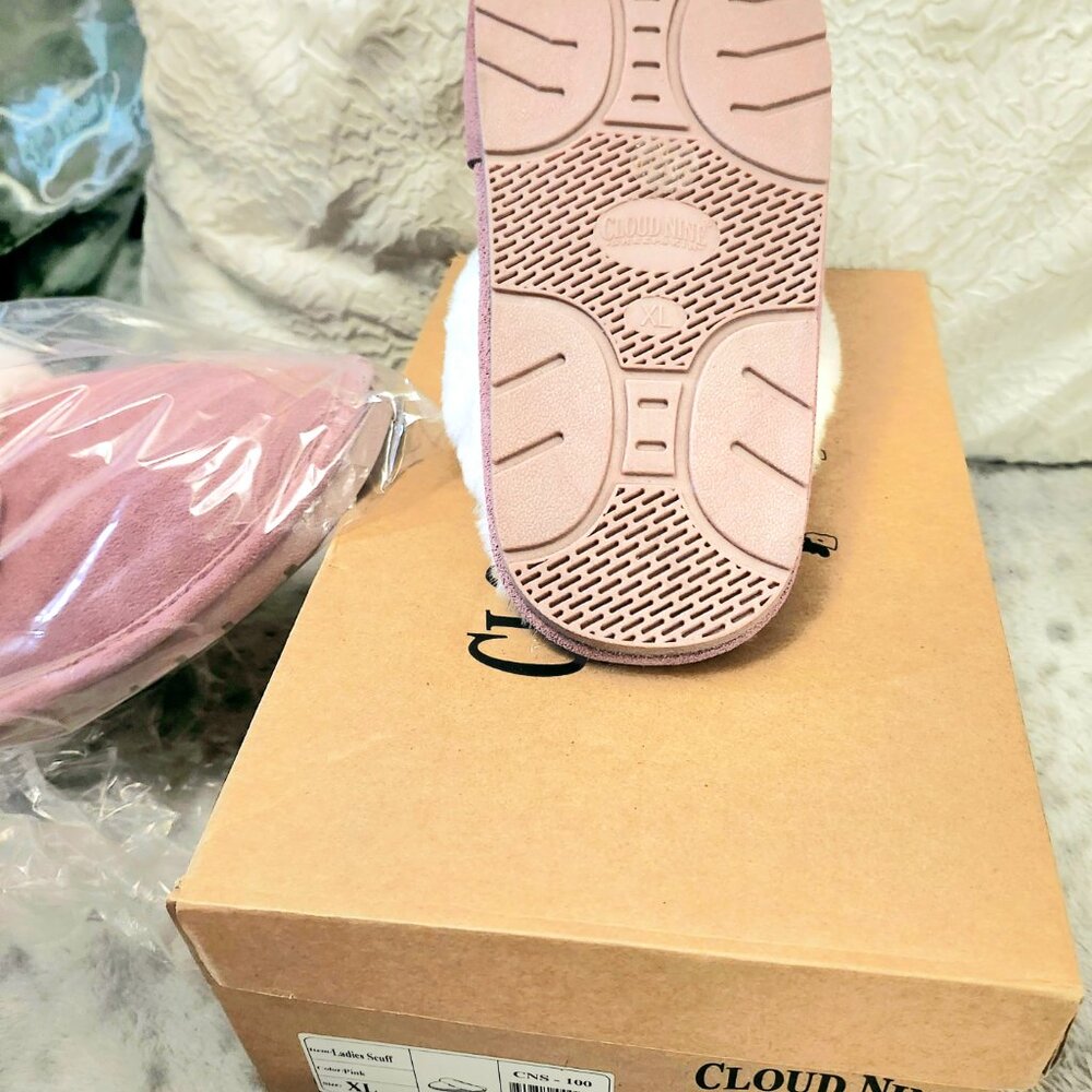 Slippers - Picture 2 of 2